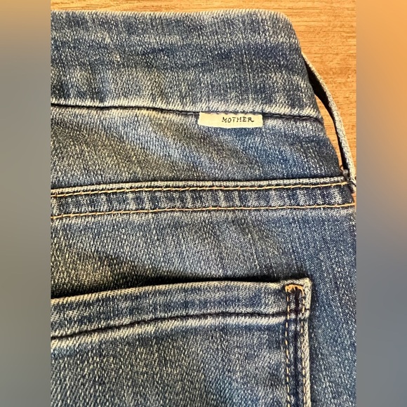 Women's Mother Looker Ankle Fray Jeans in Birds of Paradise Wash - Picture 6 of 6